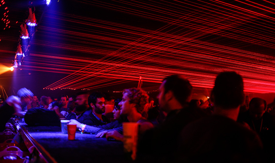 Photo by Kamil Kustosz