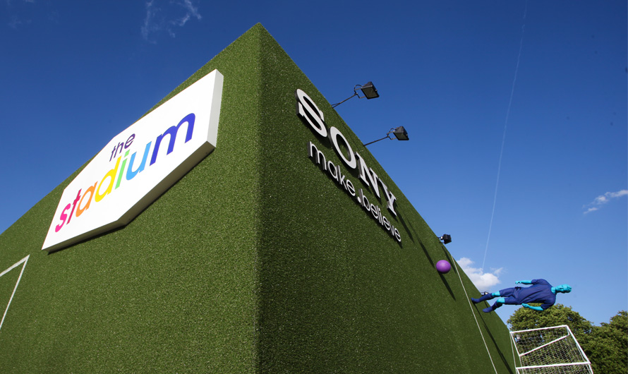 Photo by Chris Ratcliffe/stillmoving.net