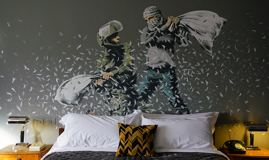 Photo by Paul Insect